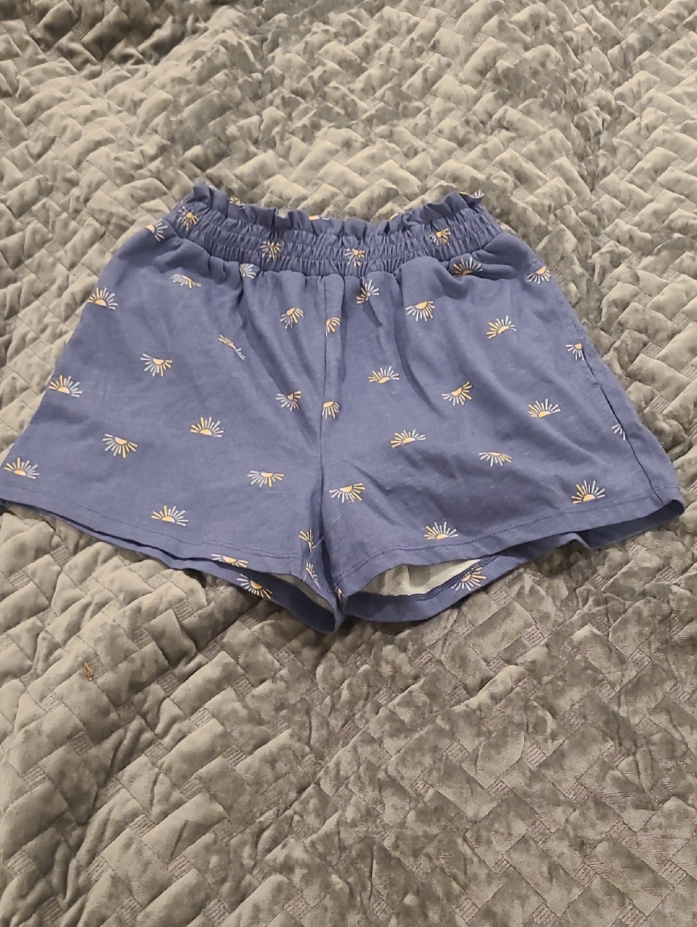 Girl's Blue Elastic-Waist Sunburst Print Shorts